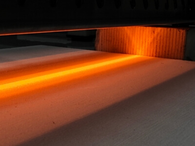 如何選擇焊接技術(shù)？紅外線焊接與激光焊接的深度對比！